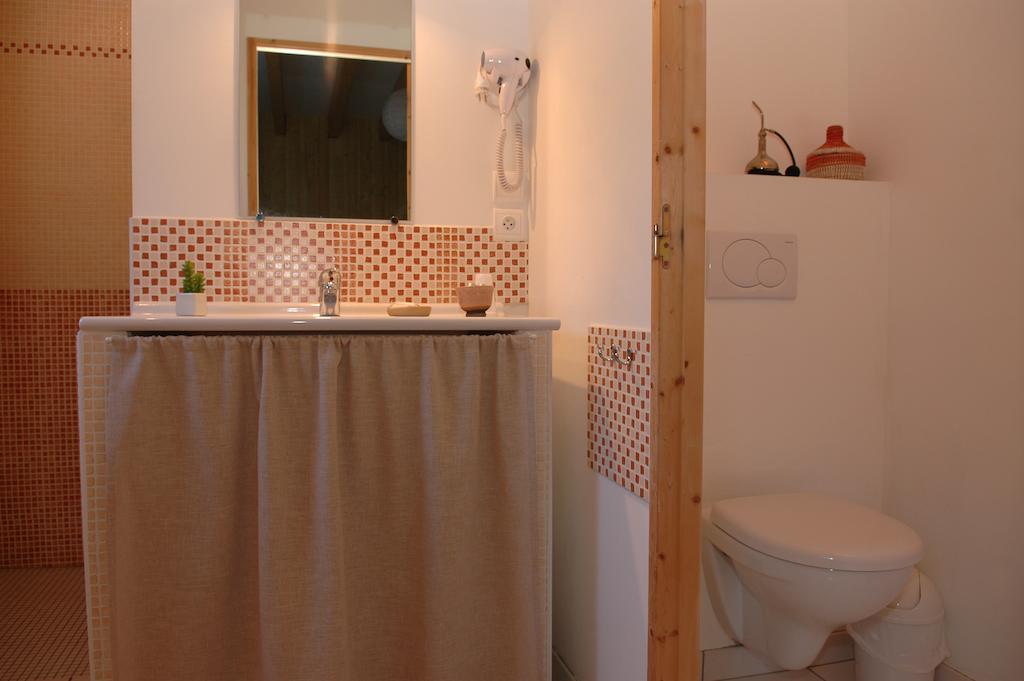 Lo Saunei Laruns Habitación foto